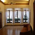 Fava Hotel