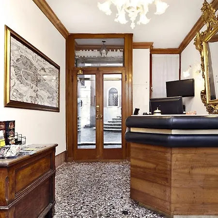 Otel Fava Venedik