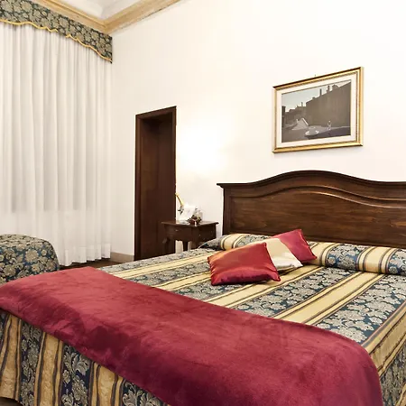 Otel Fava