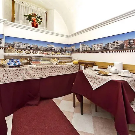 Otel Fava