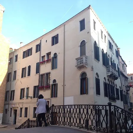 Otel Fava Venedik