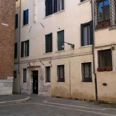 Fava Hotel Venice