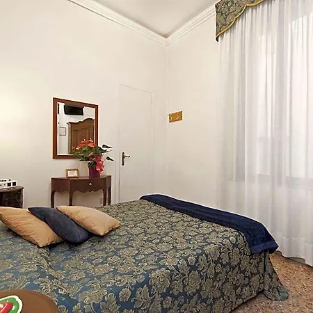 Fava Hotel
