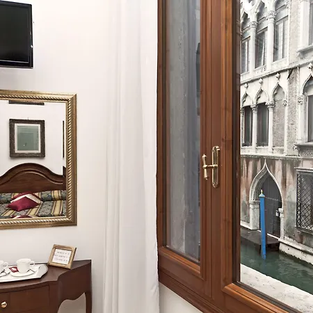 Hotel Fava