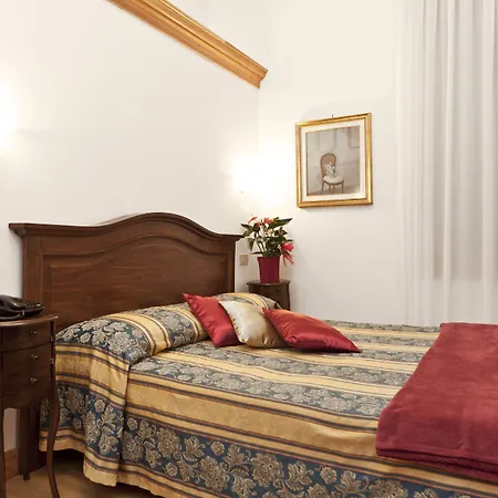 Szálloda Fava 2*