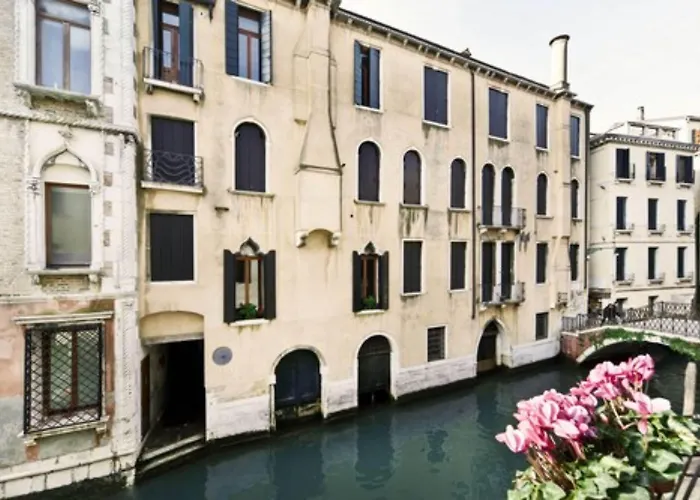 Fava 2* Venise